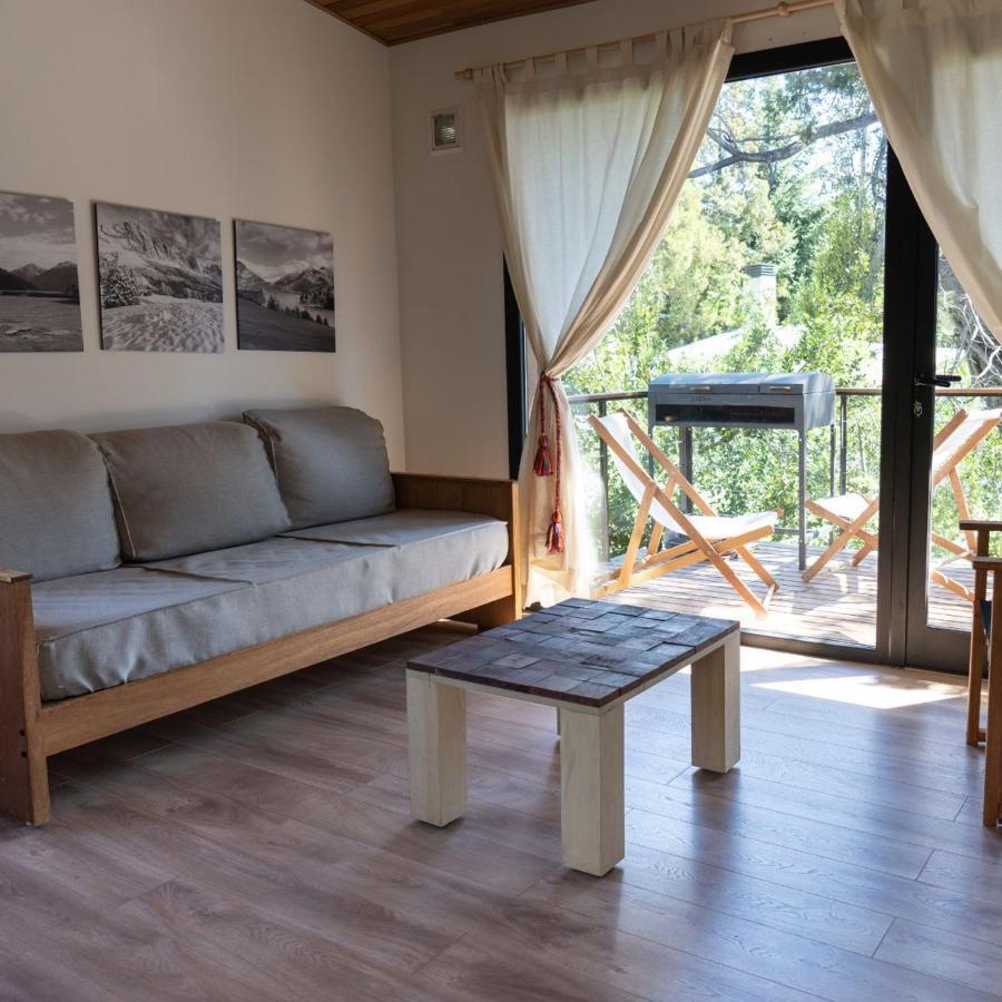 Duplex A Estrenar En Barrio Residencial