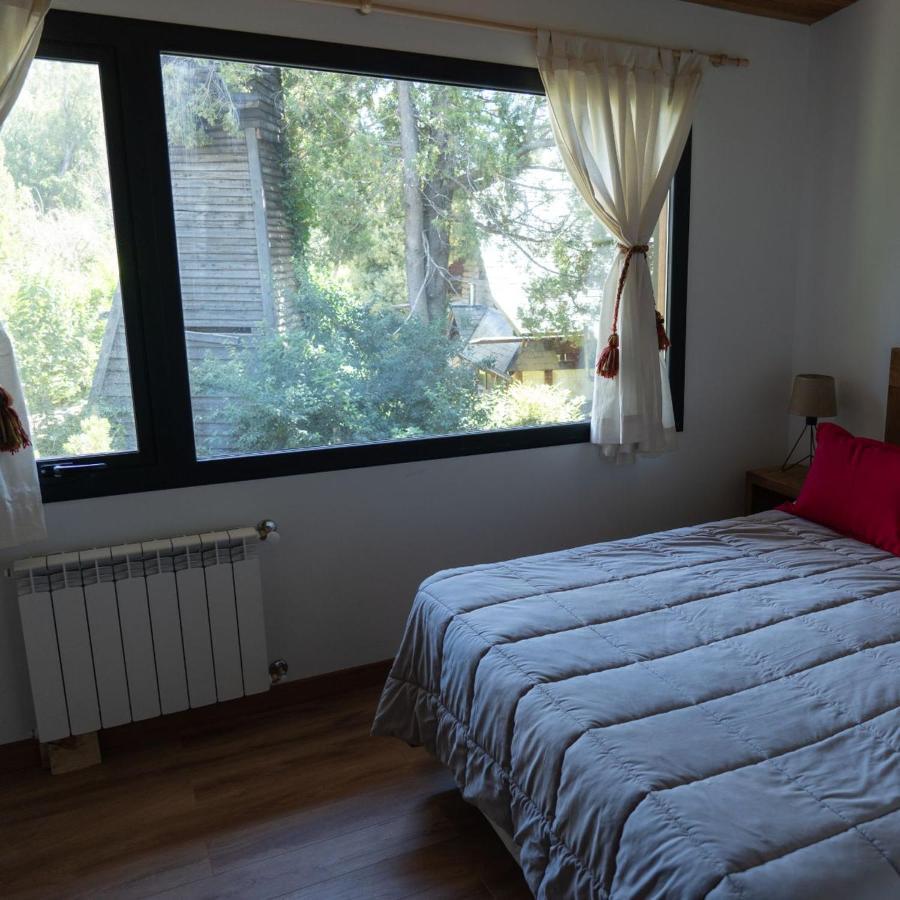 Duplex A Estrenar En Barrio Residencial
